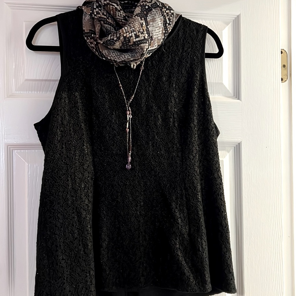 Banana Republic Black and Gold Shell